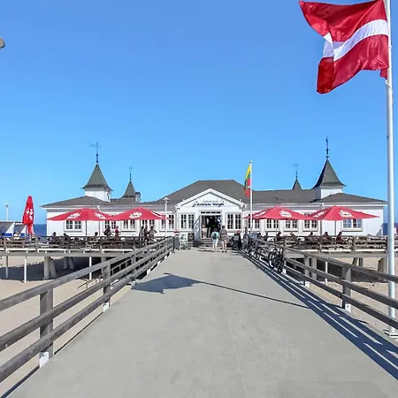 Ahlbeck Seebad 아파트 *